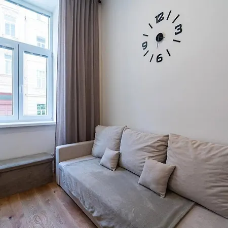 Tiny Studio For A Couple In Brno. Apartamento Brno